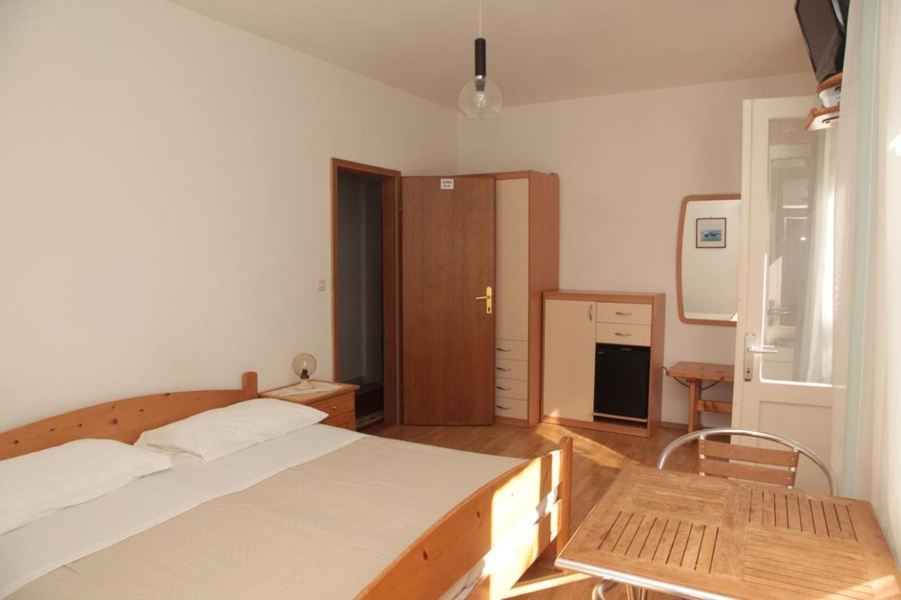 App And Rooms Tereza - In Center Корчула Екстер'єр фото